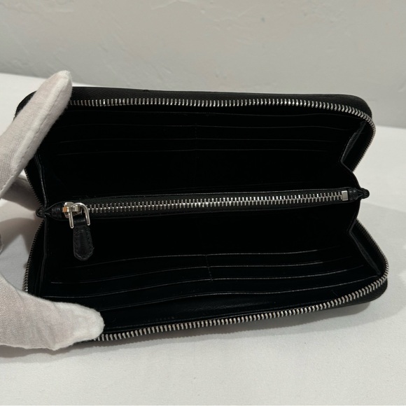 PRADA Saffiano Zippy Wallet - Picture 6 of 16